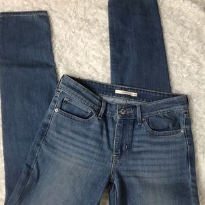 Levi’s 711 Skinny Jeans
